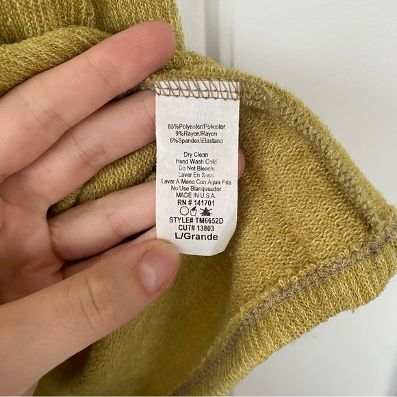 1.4.3 STORY BY LINE UP | cold shoulder sweater - Picture 6 of 9